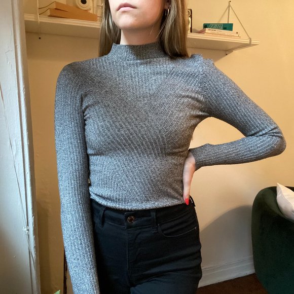 H&M Tops - Grey Knit Mock neck Long Sleeve Shirt